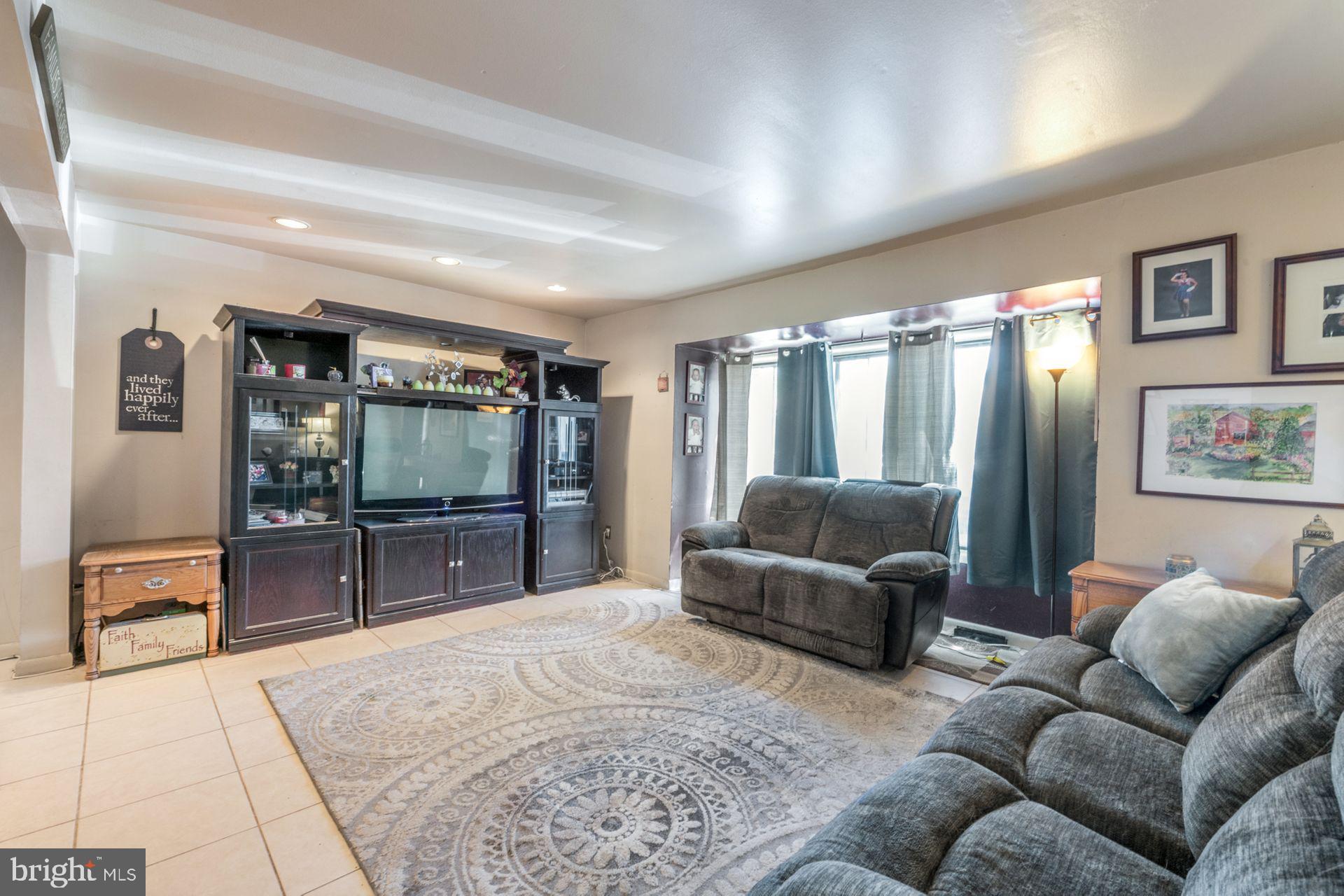 53 Probasco Road Hightstown, NJ 08520 - Photo 4 of 13 Gallery Image 4