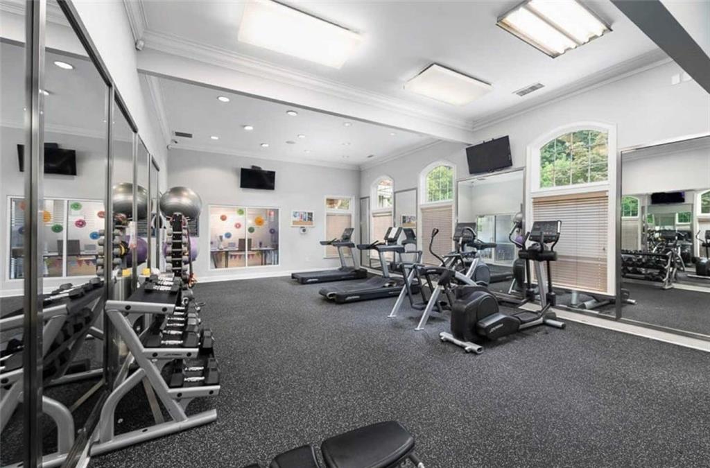 5675 Roswell Road, Unit J Atlanta, GA 30342 - Photo 26 of 27