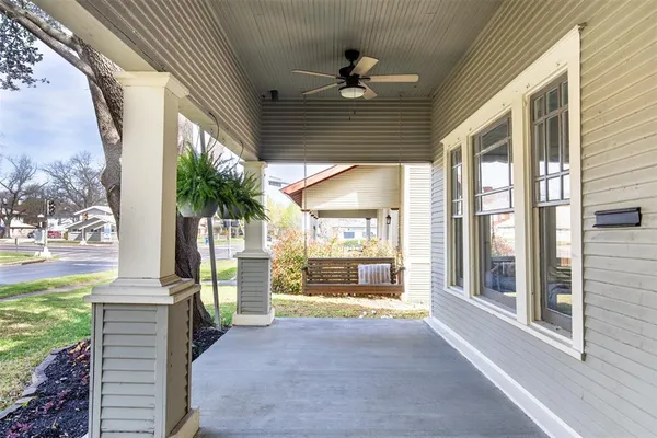 a view of an entryway