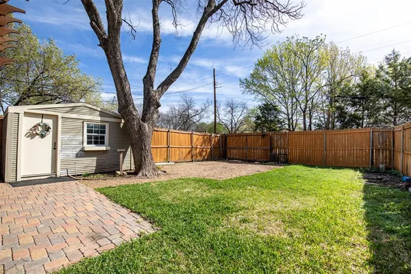 $575,000 | 206 South Edgefield Avenue, Dallas, TX 75208