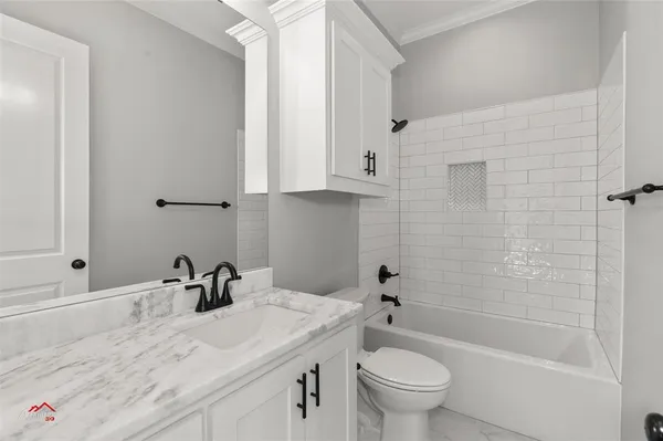 $450,450 | 76 Turtle Creek Drive, Benton, LA 71006