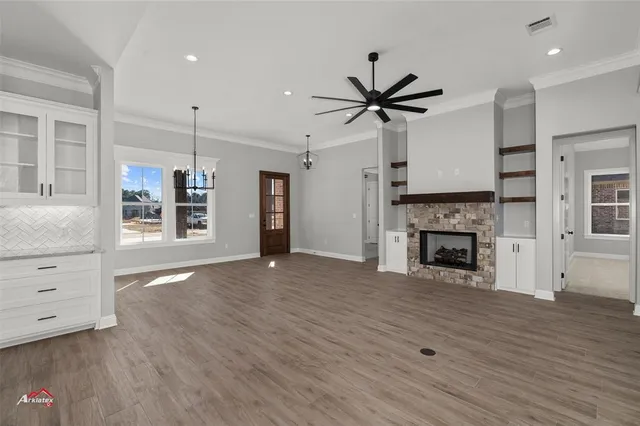 $450,450 | 76 Turtle Creek Drive, Benton, LA 71006