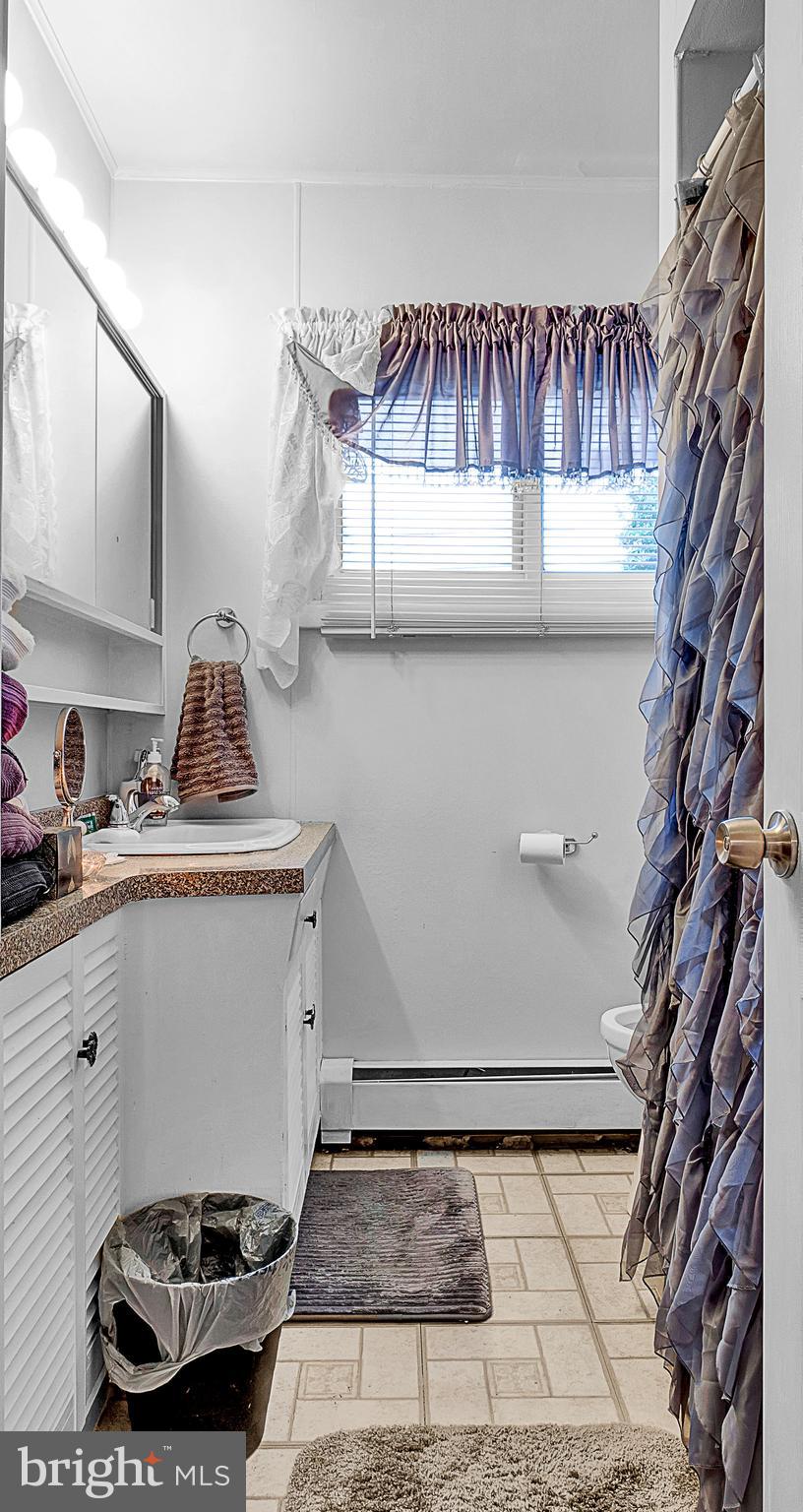 2859 Nautilus Road Philadelphia, PA 19154 - Photo 13 of 25 Gallery Image 13