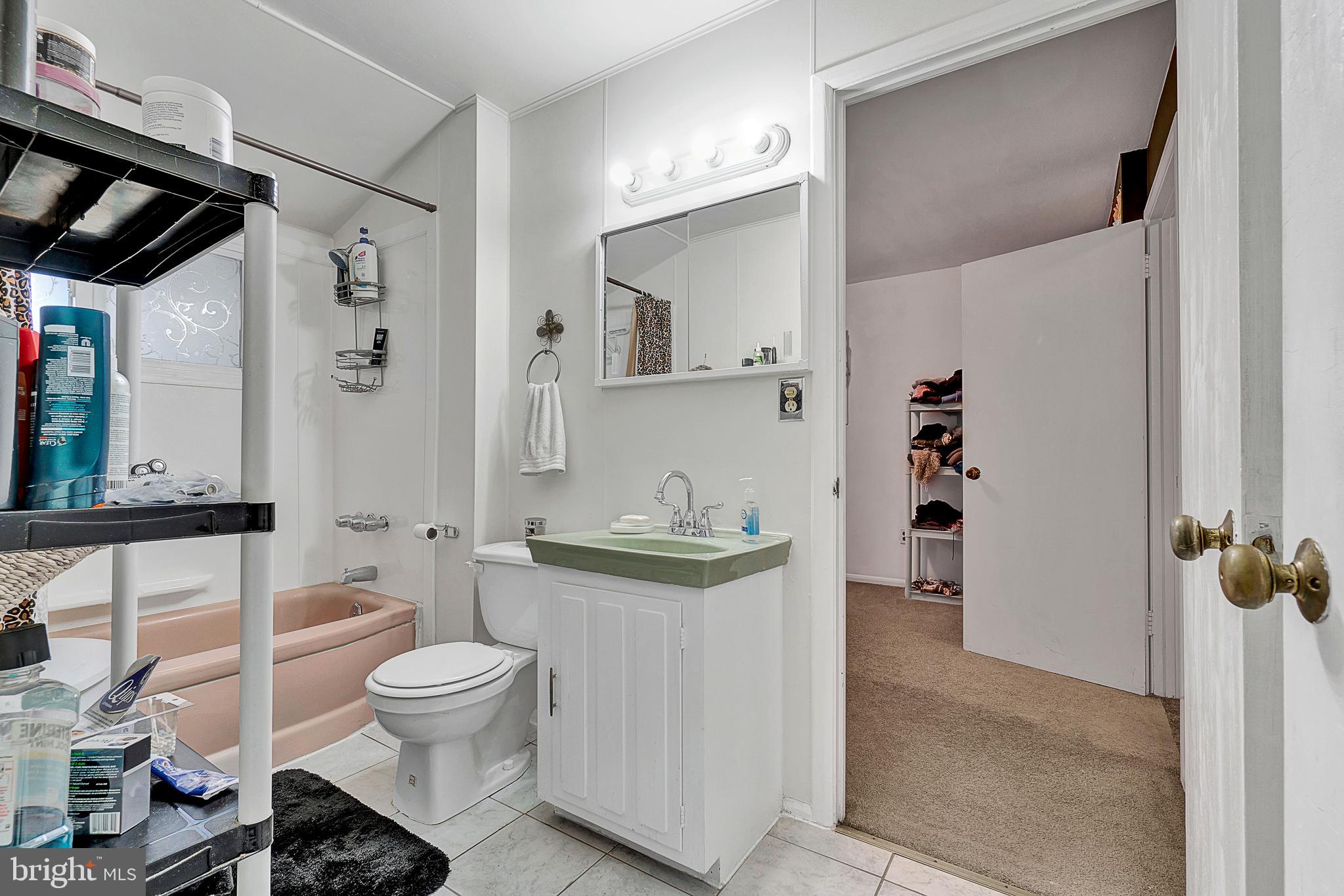 2859 Nautilus Road Philadelphia, PA 19154 - Photo 19 of 25 Gallery Image 19