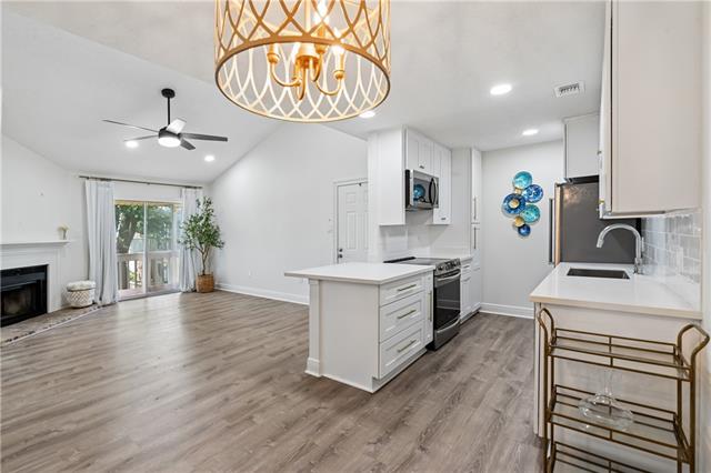 732 Village Road, Unit E Kenner, LA 70065 - Photo 4 of 19 Gallery Image 4