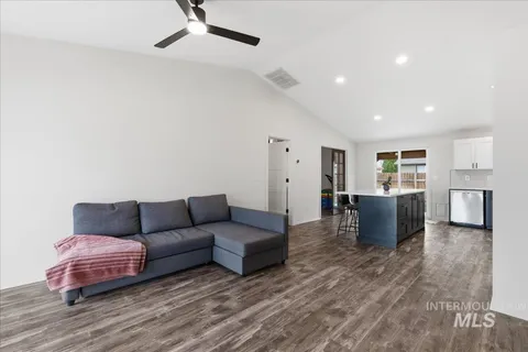 $469,900 | 8015 West Whittaker Street, Boise, ID 83714