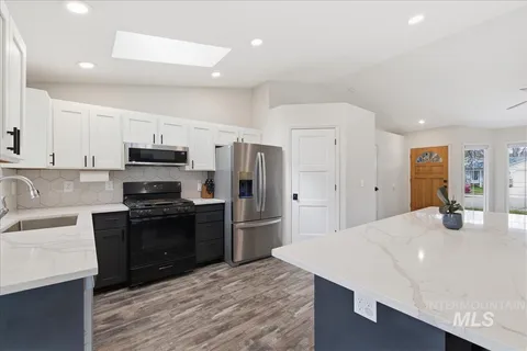 $469,900 | 8015 West Whittaker Street, Boise, ID 83714