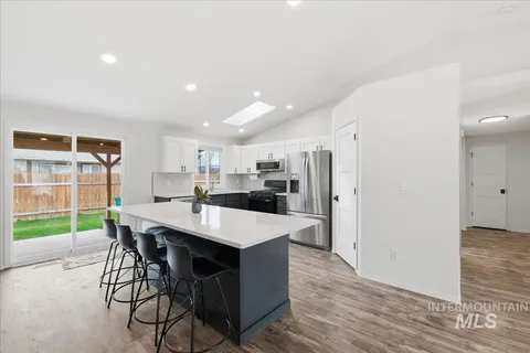 $469,900 | 8015 West Whittaker Street, Boise, ID 83714