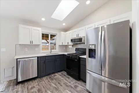 $469,900 | 8015 West Whittaker Street, Boise, ID 83714