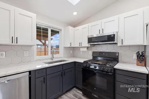 $469,900 | 8015 West Whittaker Street, Boise, ID 83714