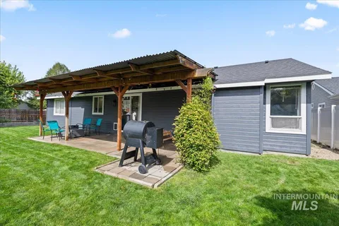 $469,900 | 8015 West Whittaker Street, Boise, ID 83714