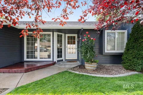 $469,900 | 8015 West Whittaker Street, Boise, ID 83714