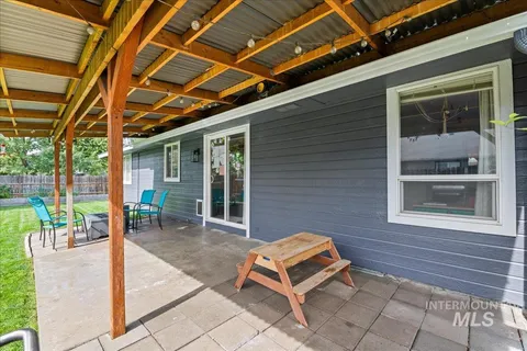 $469,900 | 8015 West Whittaker Street, Boise, ID 83714