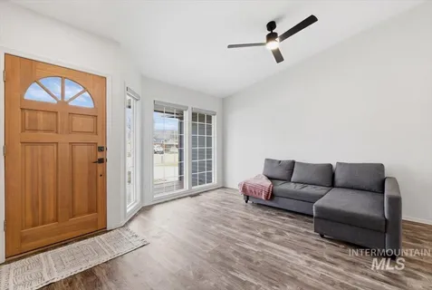 $469,900 | 8015 West Whittaker Street, Boise, ID 83714