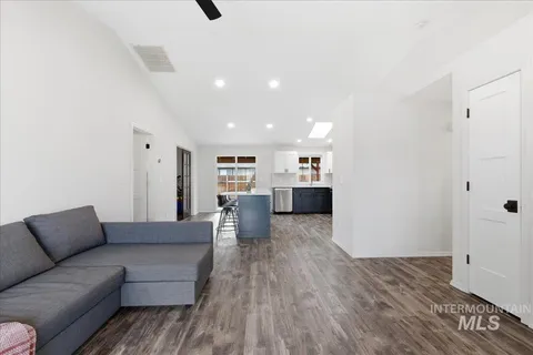 $469,900 | 8015 West Whittaker Street, Boise, ID 83714