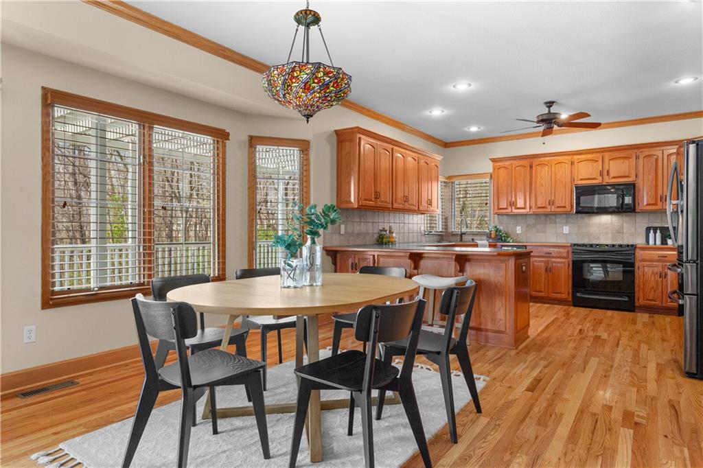 4203 Southeast Willow Ridge Court Blue Springs, MO 64014 - Photo 17 of 46