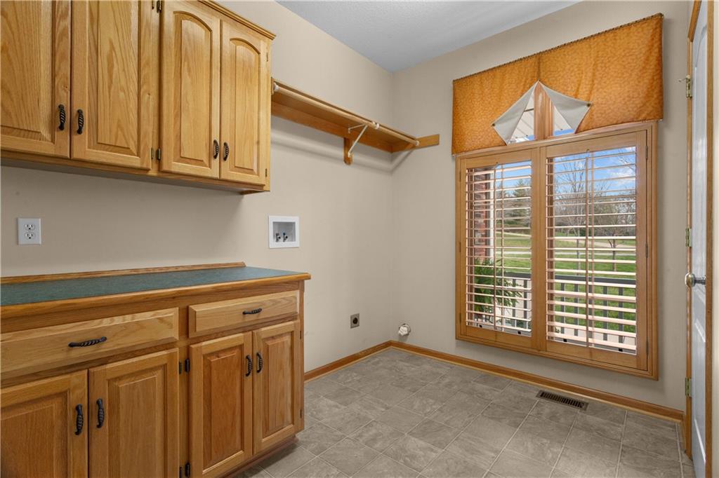 4203 Southeast Willow Ridge Court Blue Springs, MO 64014 - Photo 24 of 46