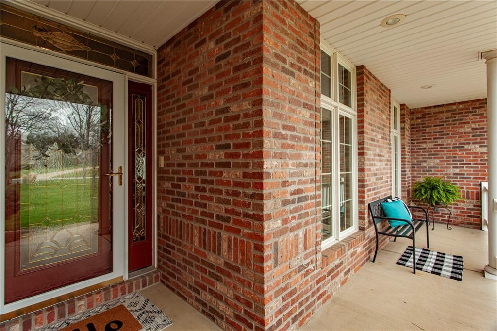4203 Southeast Willow Ridge Court Blue Springs, MO 64014 - Photo 9 of 46