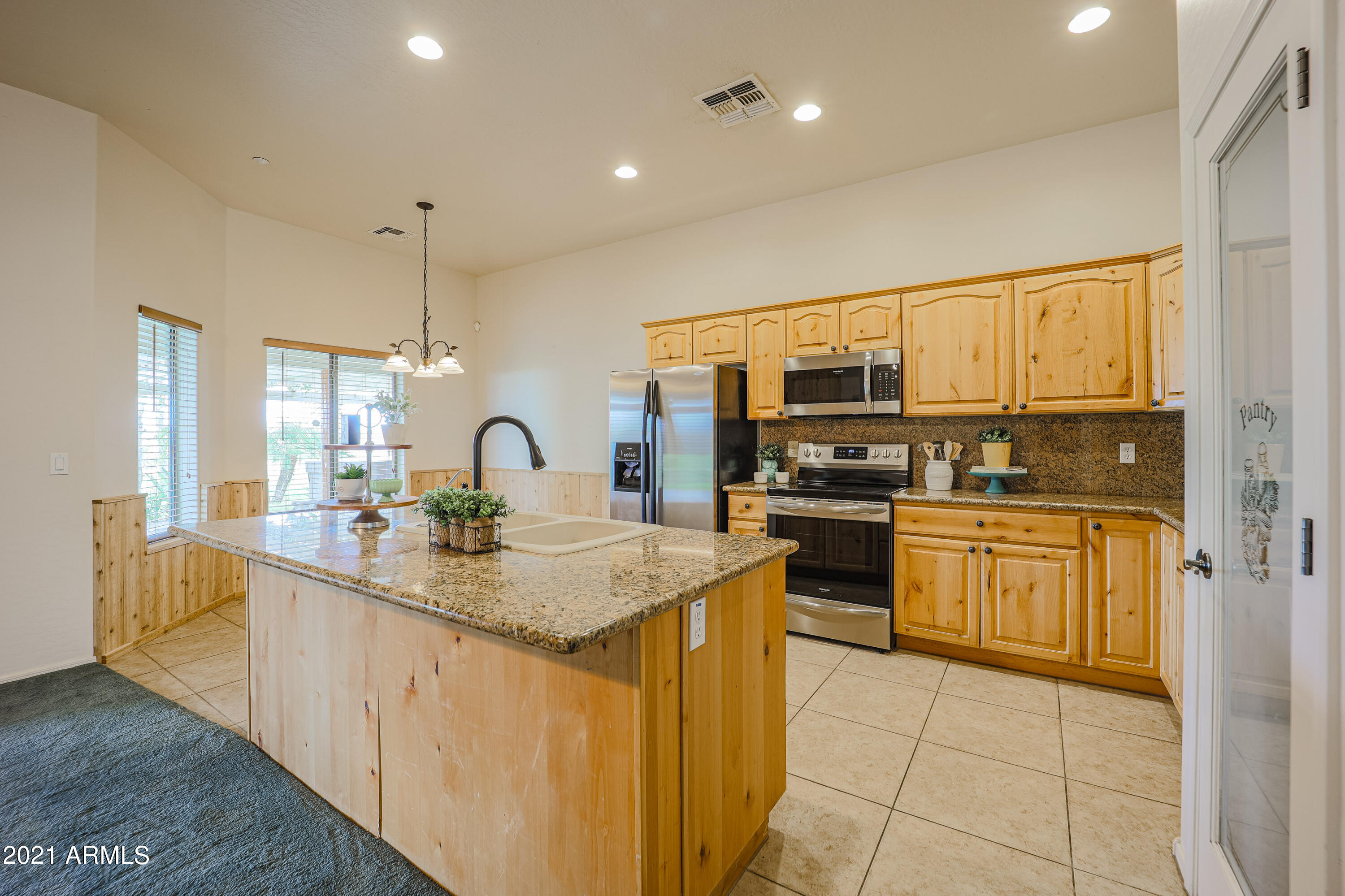 22834 Shumway Farm Road Buckeye, AZ 85326 - Photo 12 of 47 Kitchen