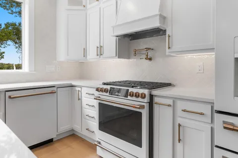 $1,995,000 | 73 Lake Shore Drive, East Falmouth, MA 02536