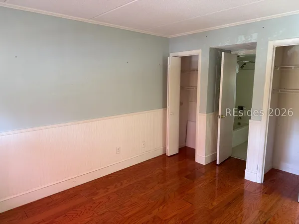 $294,000 | 100 Helmsman Way, Unit 201, Hilton Head Island, SC 29928