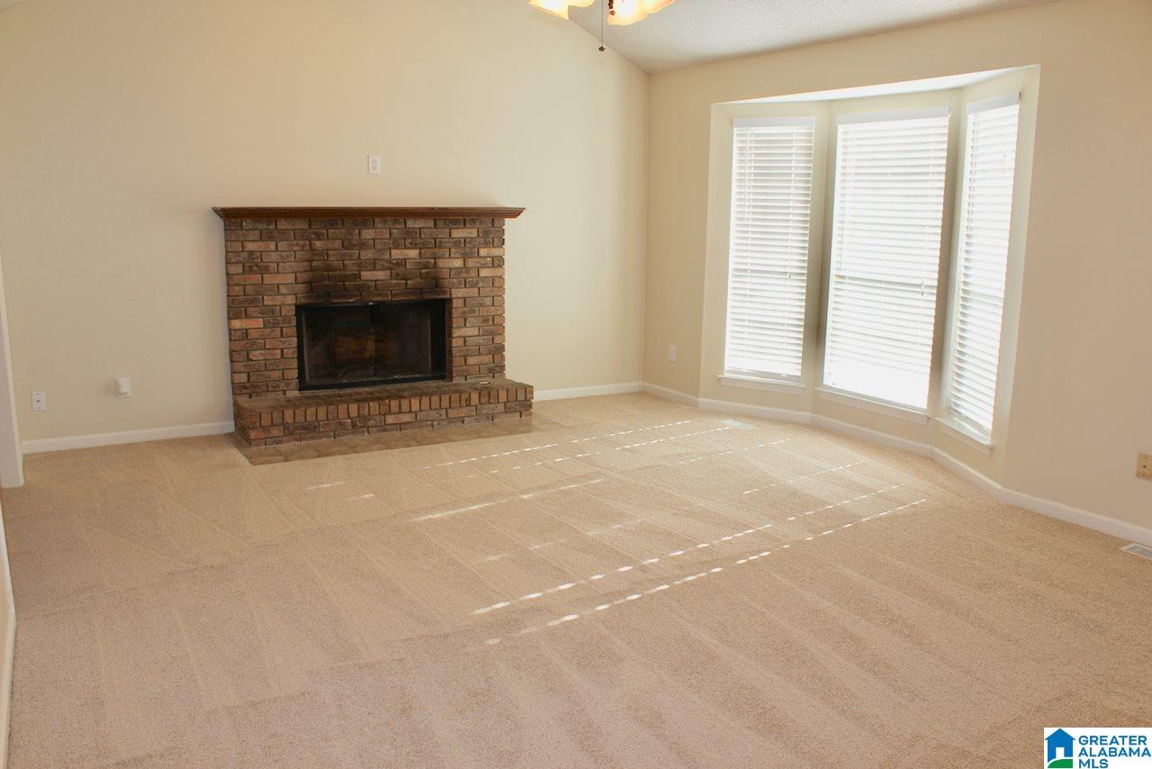 1058 Independence Court Alabaster, AL 35007 - Photo 7 of 35