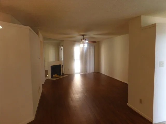 $125,000 | 2121 Hepburn Street, Unit 905, Houston, TX 77054