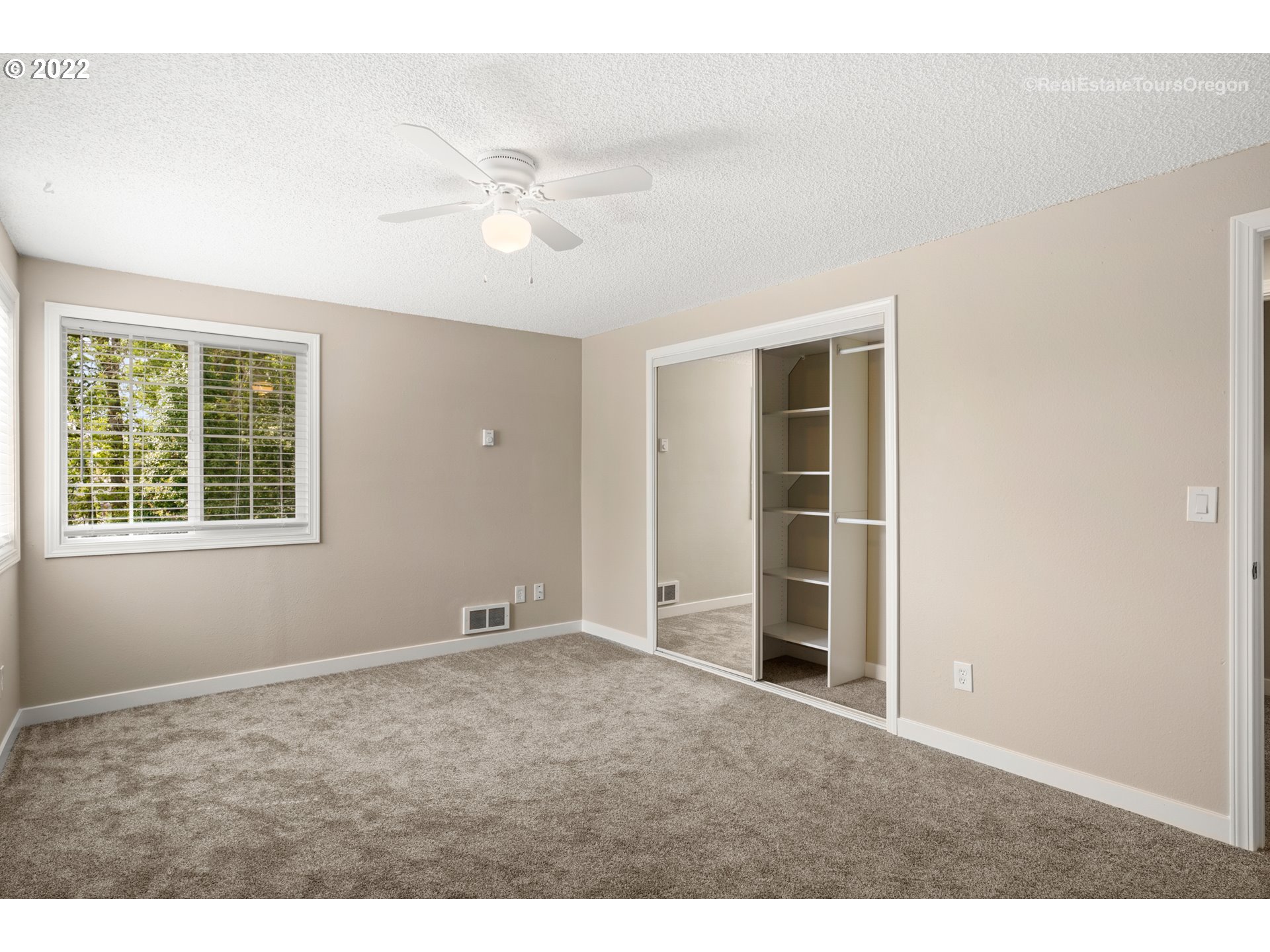 17290 Southwest Alexander Street Aloha, OR 97003 - Photo 14 of 32 Unit #1