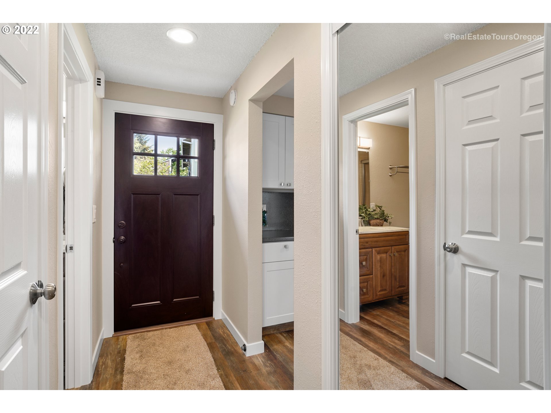 17290 Southwest Alexander Street Aloha, OR 97003 - Photo 2 of 32 Gallery Image 2