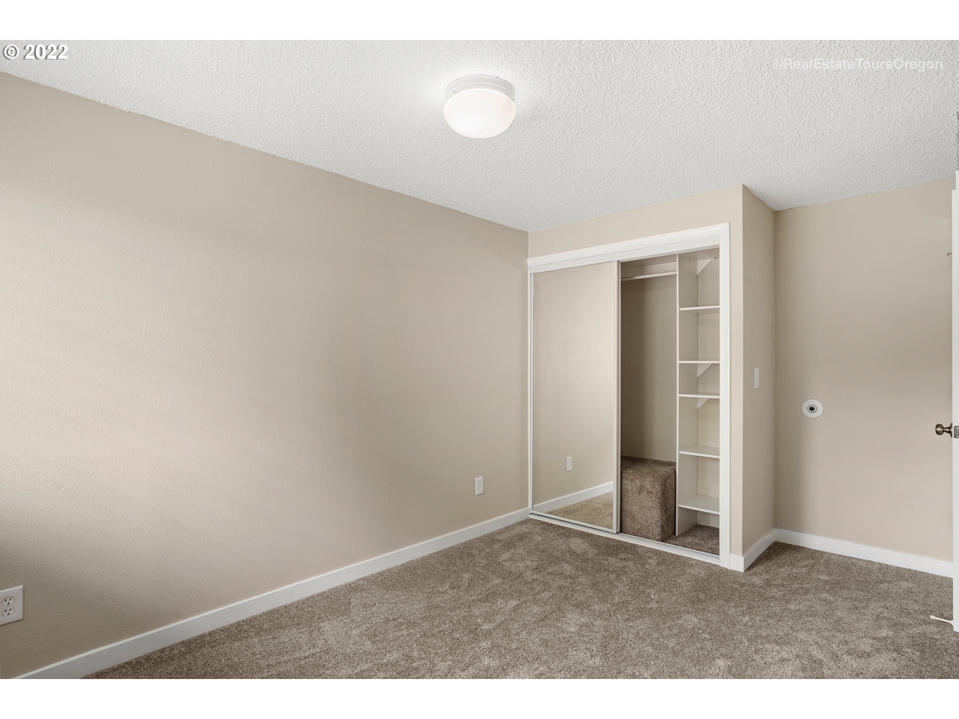 17290 Southwest Alexander Street Aloha, OR 97003 - Photo 21 of 32 Unit #2