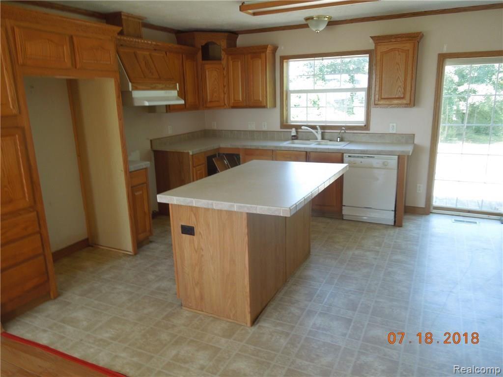 6056 Jeddo Road Jeddo, MI 48032 - Photo 9 of 16 Jul 18 2018_5362.JPG