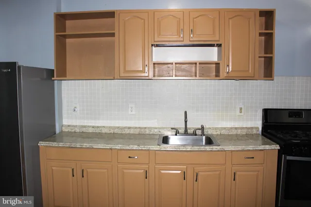 $2,000 | 3713 Spaulding Avenue, Baltimore, MD 21215