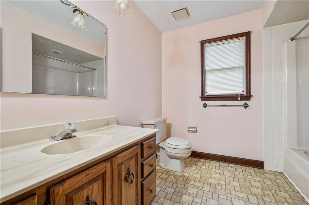 4149 Dickey Road Gibsonia, PA 15044 - Photo 17 of 24 Gallery Image 17