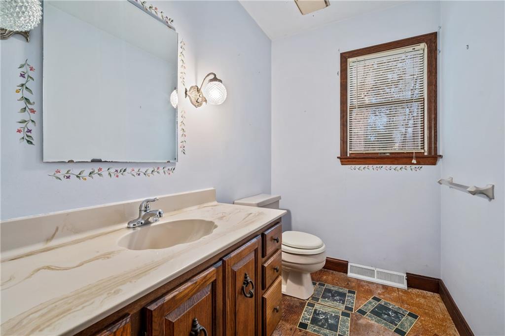 4149 Dickey Road Gibsonia, PA 15044 - Photo 10 of 24 Gallery Image 10