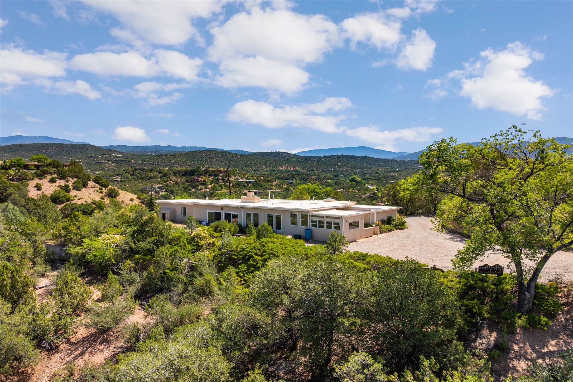 933 Stagecoach Road Santa Fe, NM 87501 - Photo 2 of 39 Views to the East