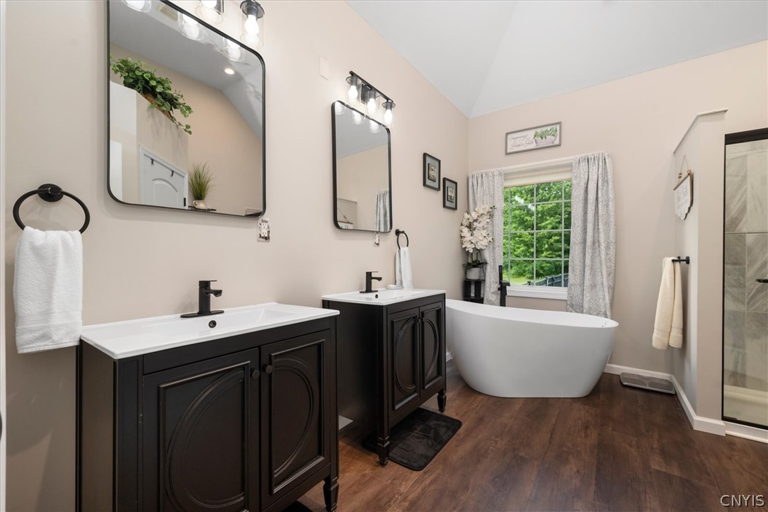 1210 Lake Road Oneida, NY 13421 - Photo 27 of 50 Primary bath