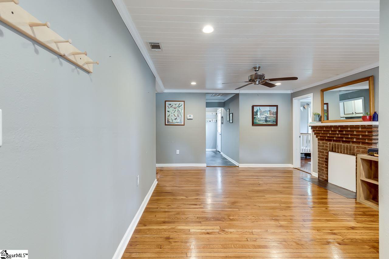 1809 Little Texas Road Travelers Rest, SC 29690 - Photo 8 of 36 Gallery Image 8