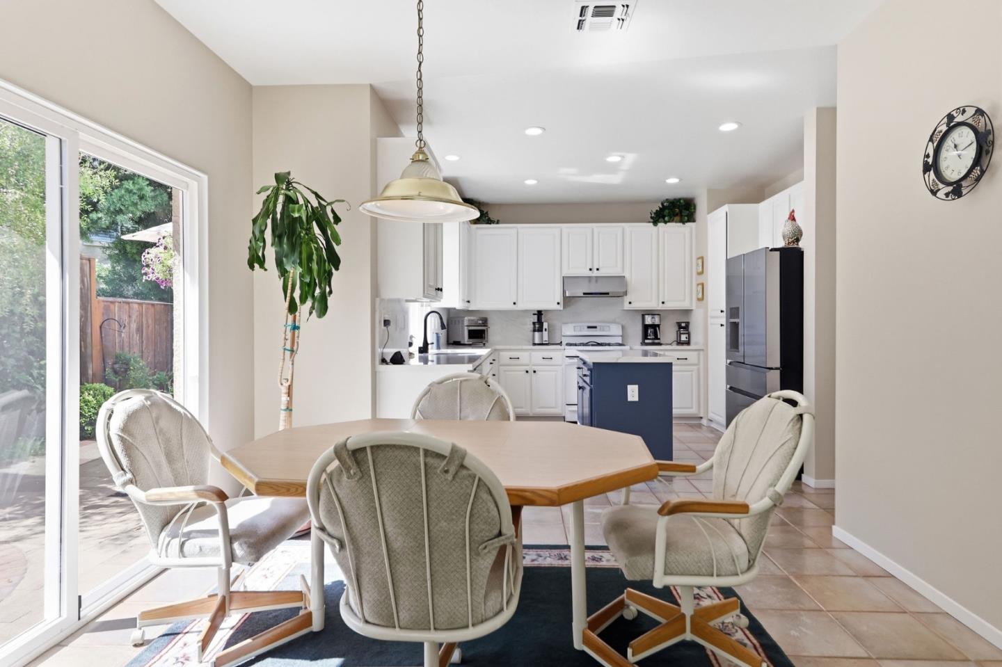 102 Triana Way San Ramon, CA 94583 - Photo 27 of 84 Gallery Image 27