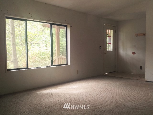 20250 Mountain View Road Northeast Duvall, WA 98019 - Photo 19 of 25 Gallery Image 19