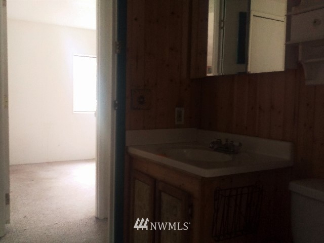 20250 Mountain View Road Northeast Duvall, WA 98019 - Photo 24 of 25 Gallery Image 24