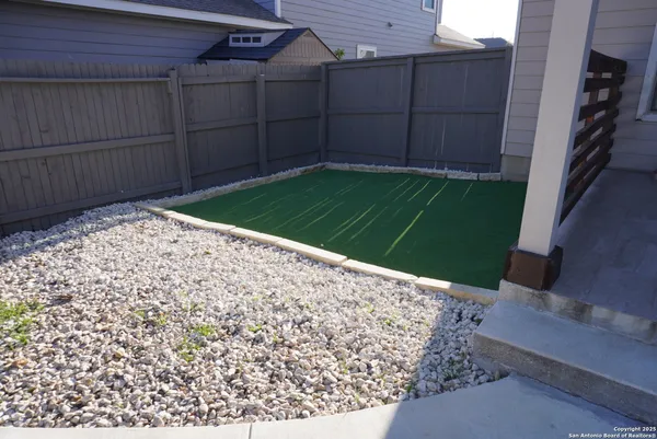 $2,200 | 4809 Park Glen, Marion, TX 78124