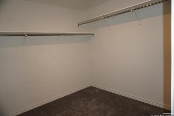 $2,200 | 4809 Park Glen, Marion, TX 78124