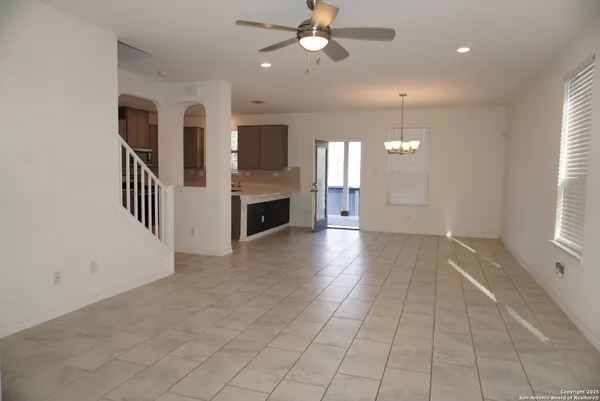 $2,200 | 4809 Park Glen, Marion, TX 78124