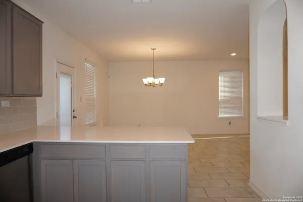 $2,200 | 4809 Park Glen, Marion, TX 78124