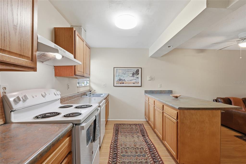 2811 Southwest Archer Road, Unit Y232 Gainesville, FL 32608 - Photo 4 of 30