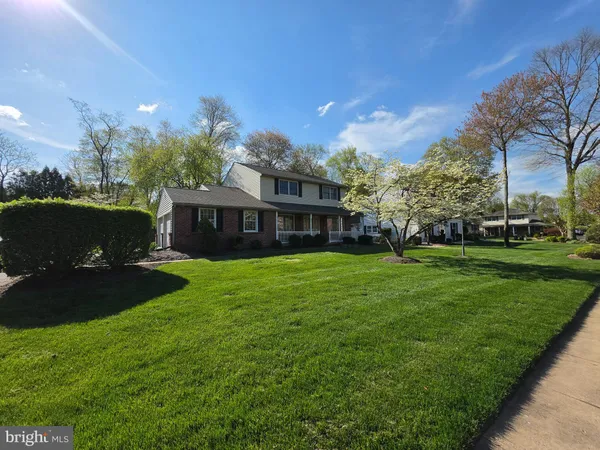 $694,900 | 325 Charles Street, Southampton, PA 18966