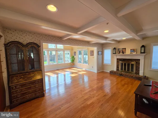 $694,900 | 325 Charles Street, Southampton, PA 18966