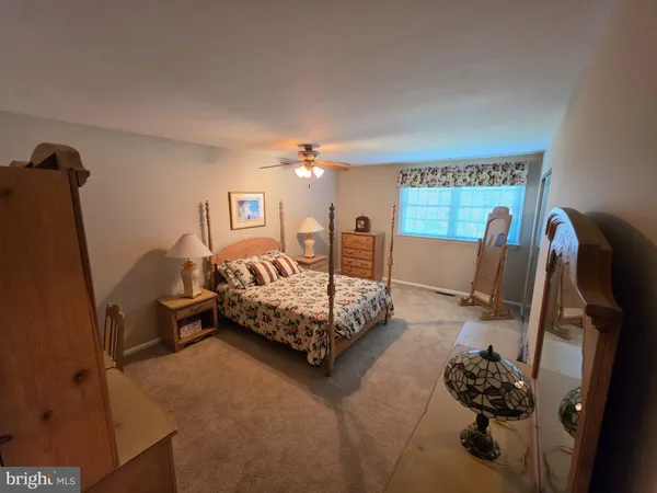 $694,900 | 325 Charles Street, Southampton, PA 18966
