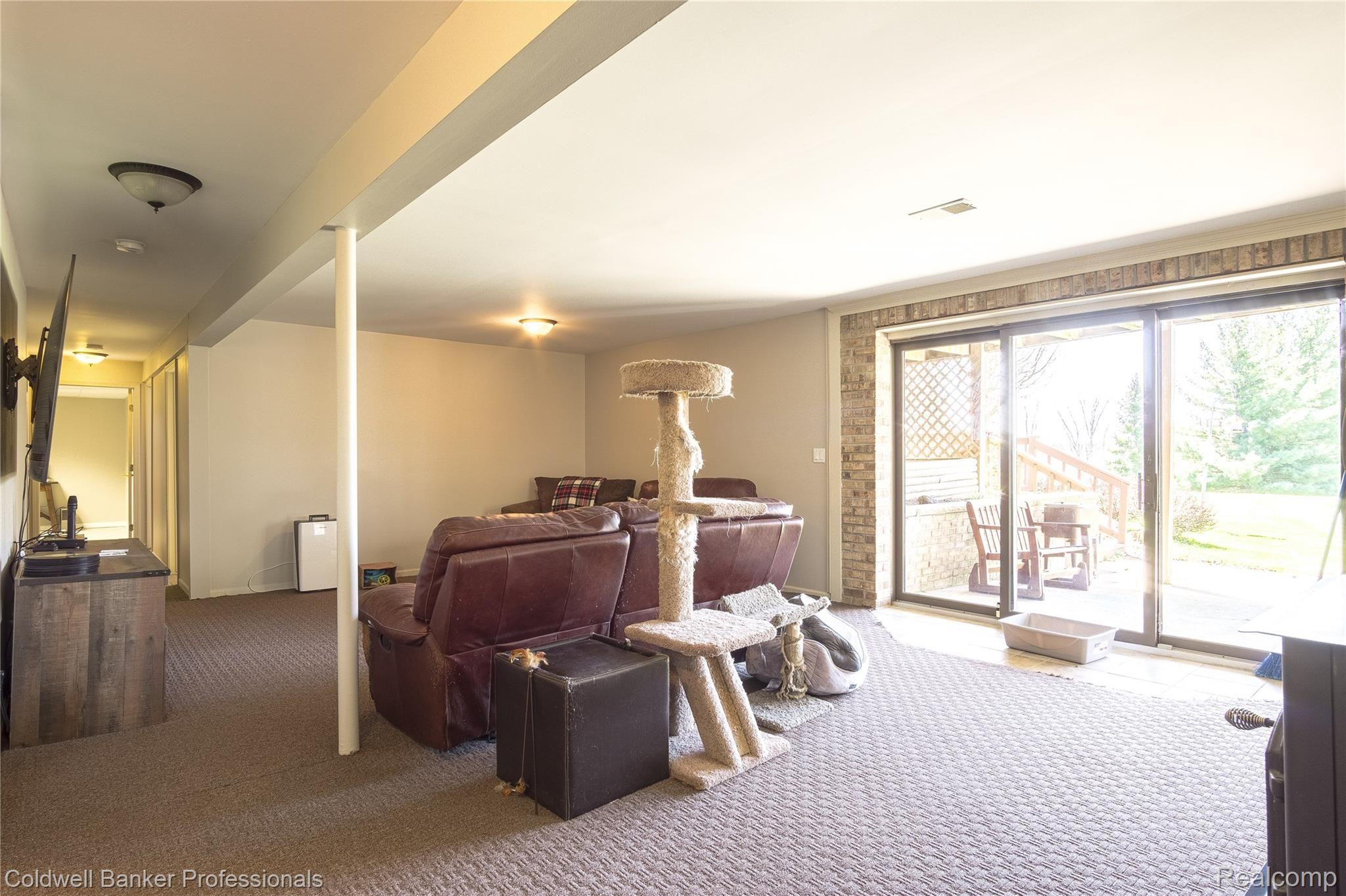 5558 Lum Road Attica, MI 48412 - Photo 32 of 61 Interiors (25 of 36).jpg