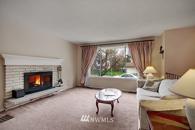 22105 7th Place West Bothell, WA 98021 - Photo 6 of 15